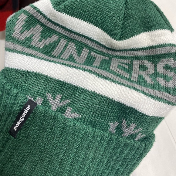 Patagonia Pom Pom Beanie - Picture 4 of 5